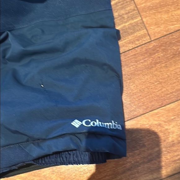 Columbia Blue Jumpsuit with Full-Length Legs and Bib-Style Design - Picture 7 of 11